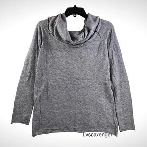 Forever 21 Women Gray Cowl Neck Sweater Size 1X.